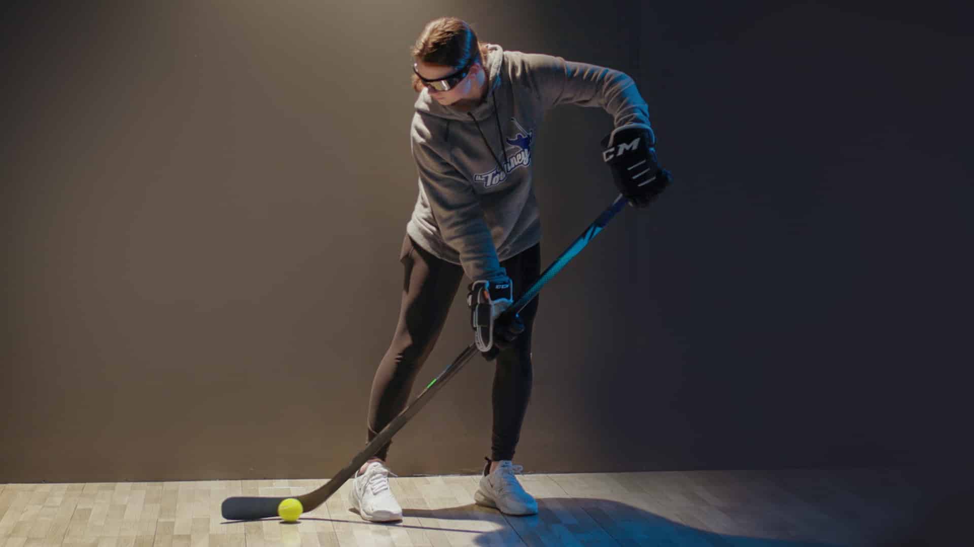 young hockey player using SVT trainers